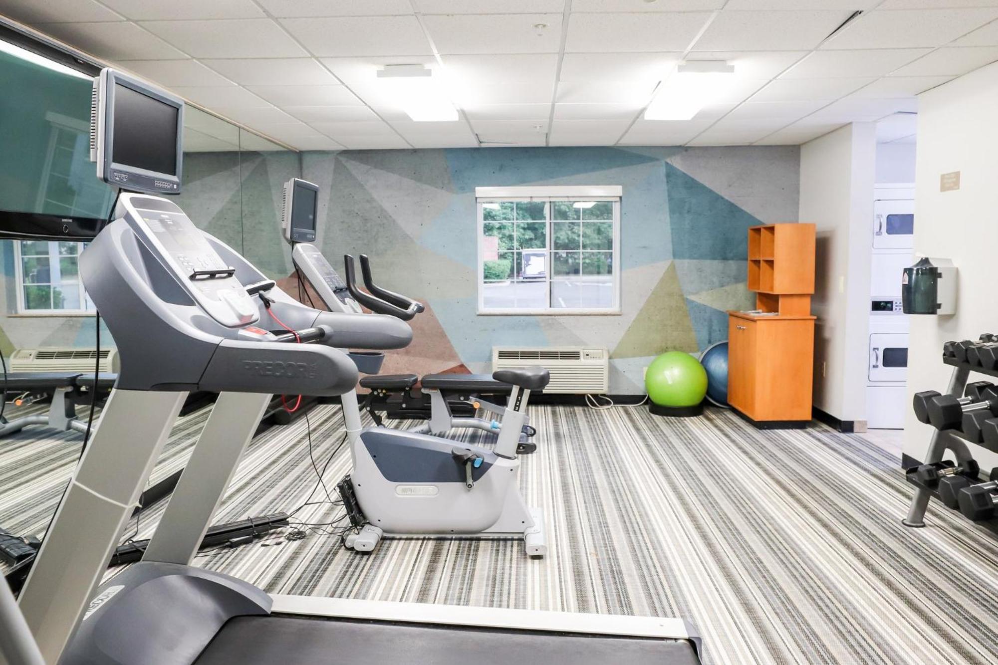 Candlewood Suites Richmond Airport By Ihg Sandston Kültér fotó